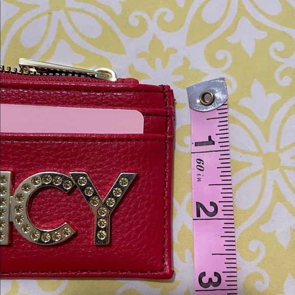 Juicy Couture Red Card Holder /Wallet Zip Top with Heart Charm NWOT Blingy Logo! - Picture 9 of 9